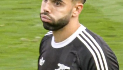 拉亚：对方的射门是世界级的，足球换品牌后感觉不一样了